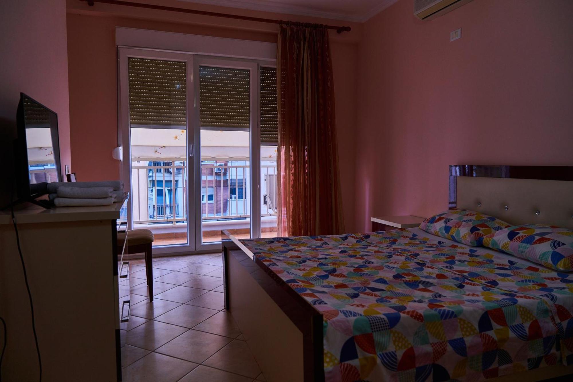 Kalpazo Home Skanderbeg Square Tiranë Luaran gambar